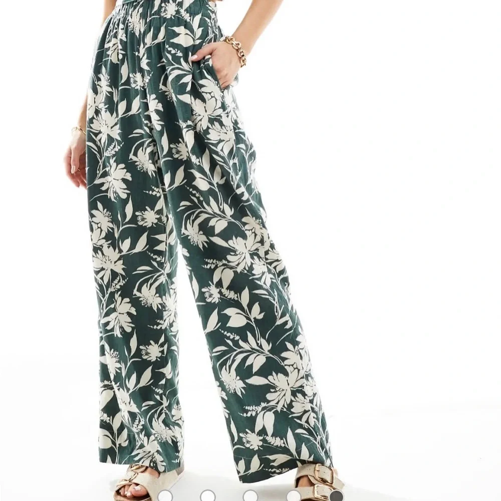 Abercrombie & Fitch Green Floral Matching set